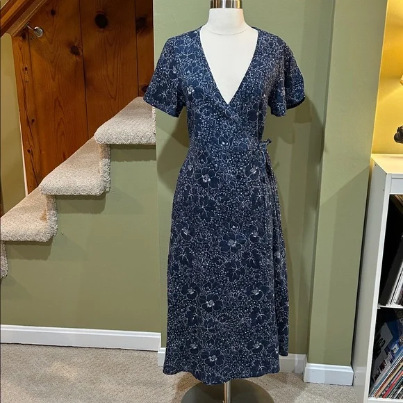 Marine Layer Emlyn Wrap Midi Dress Medium - Picture 5 of 14